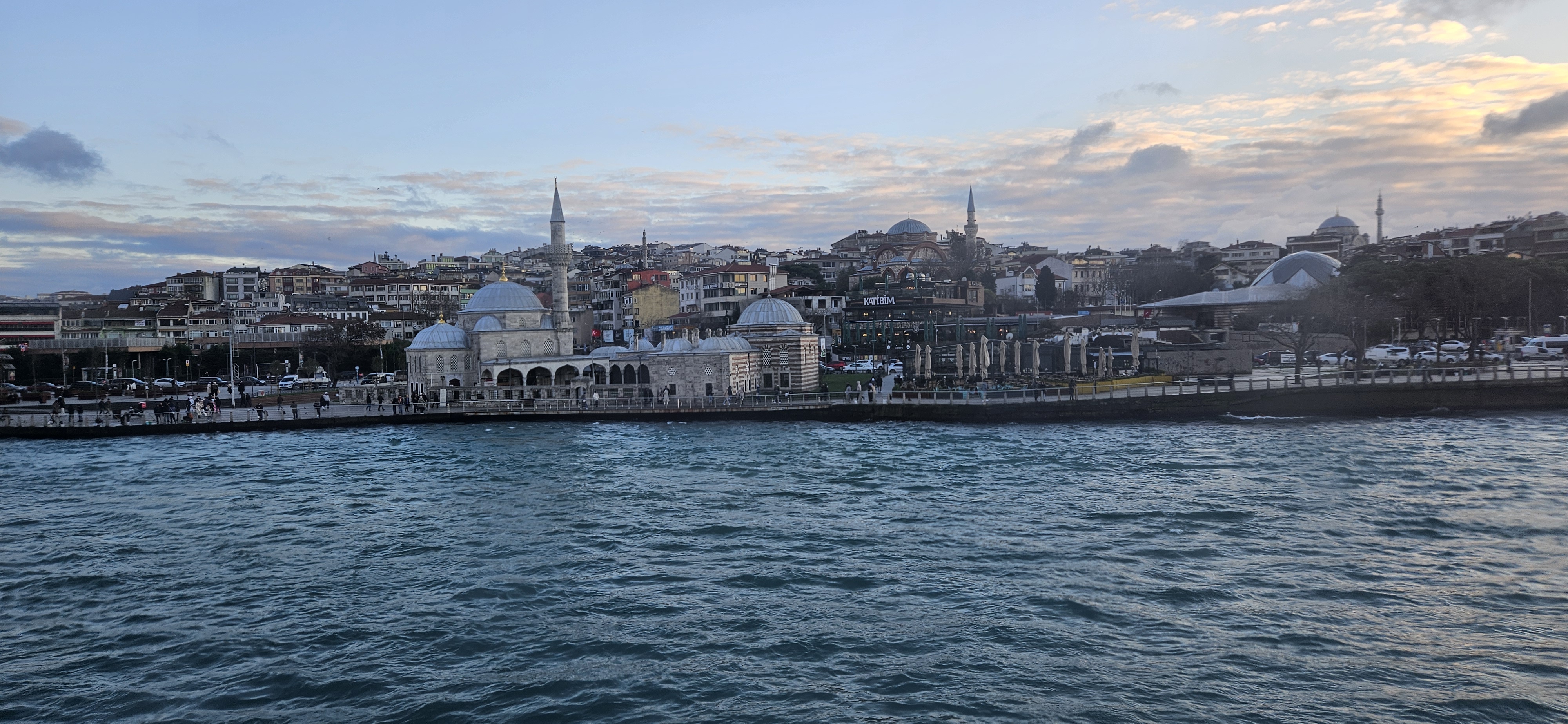 Quel itinéraire pour visiter Istanbul ? Que faire à Séoul ? Que faire à Gyeongju ? Que faire à Busan ? Que faire à Jeju ? Comment se déplacer en Corée ? Quel Budget prévoir pour un voyage en Corée ?